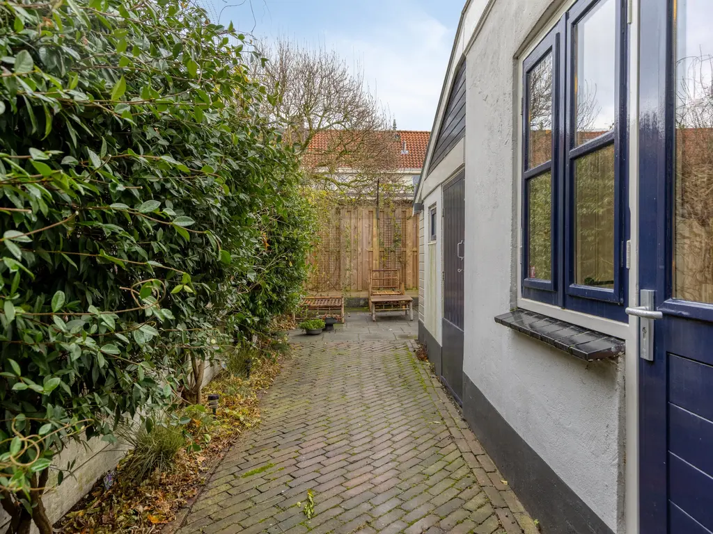 Rijndijkstraat 102, Leiden