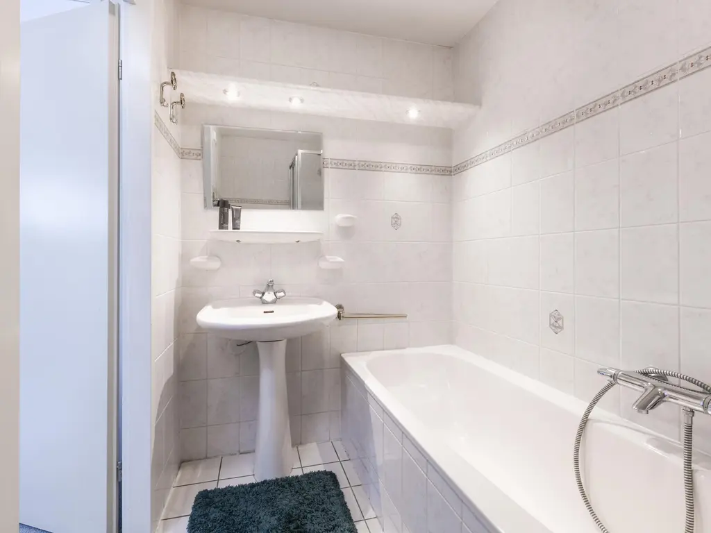 Jinnahsingel 6, ROTTERDAM