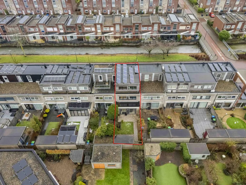 Zalmwater 79, BARENDRECHT