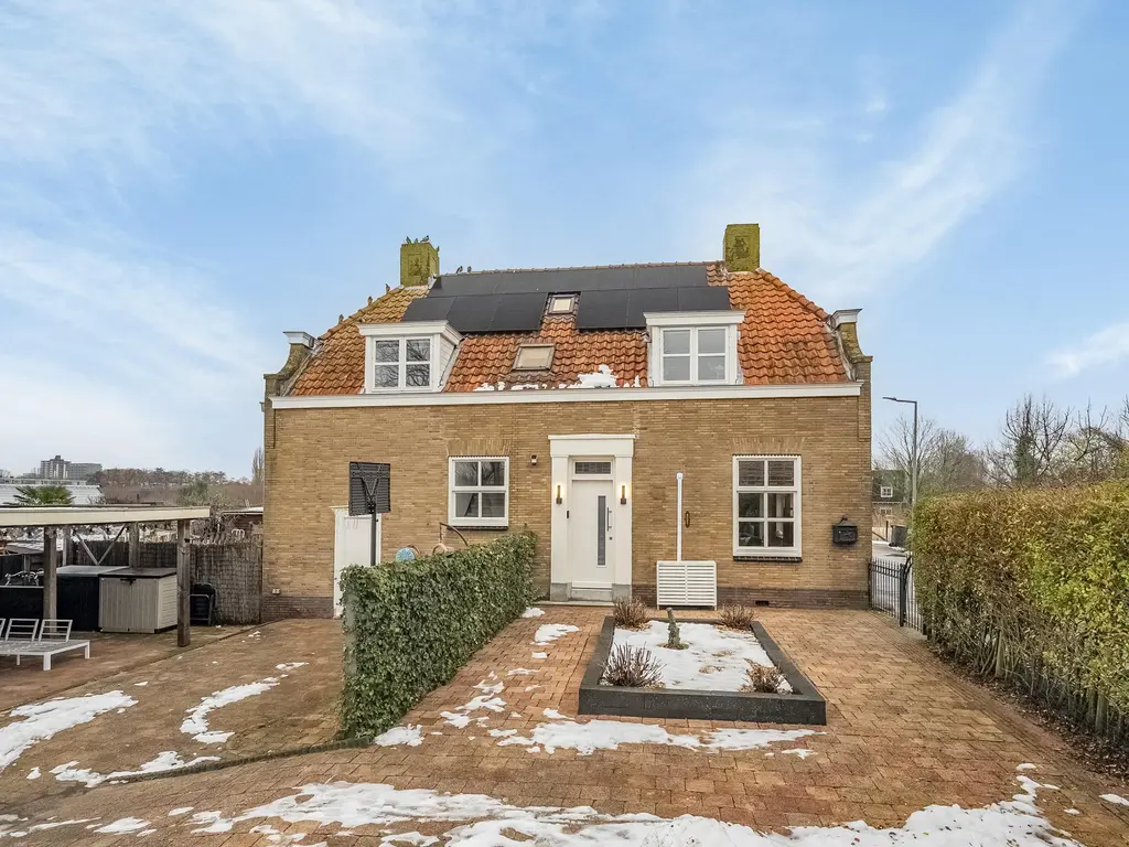 Charloisse Lagedijk 511, ROTTERDAM