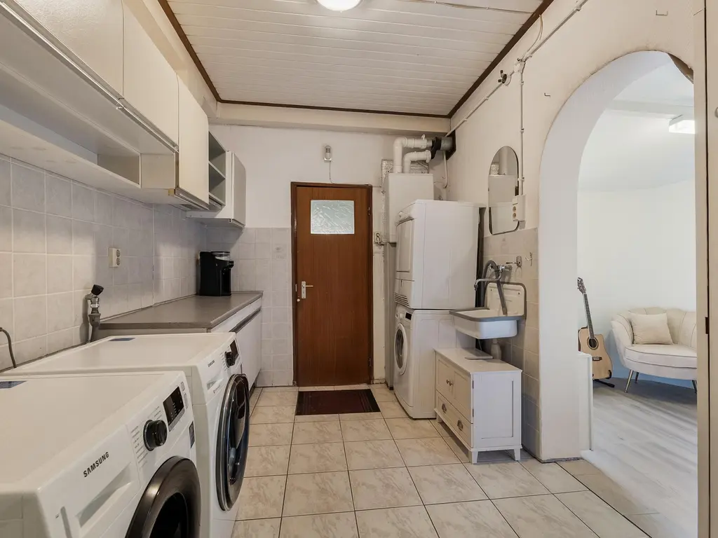 Voordijk 518, BARENDRECHT