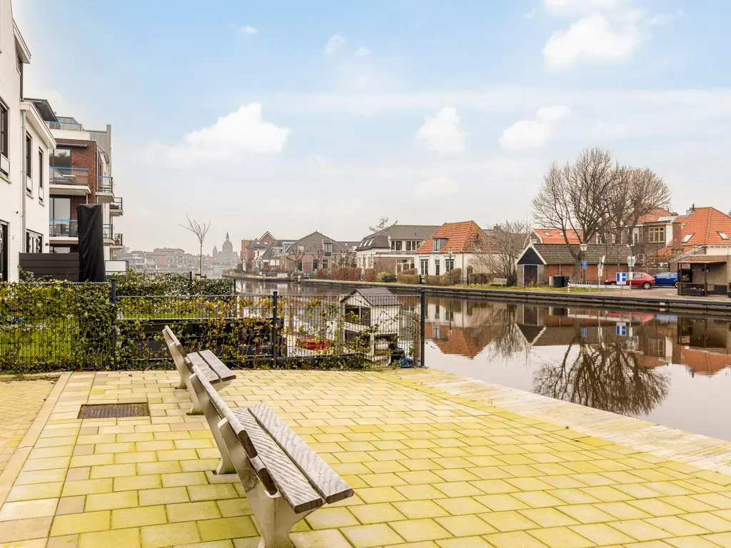 Hoge Rijndijk 48A32, Zoeterwoude