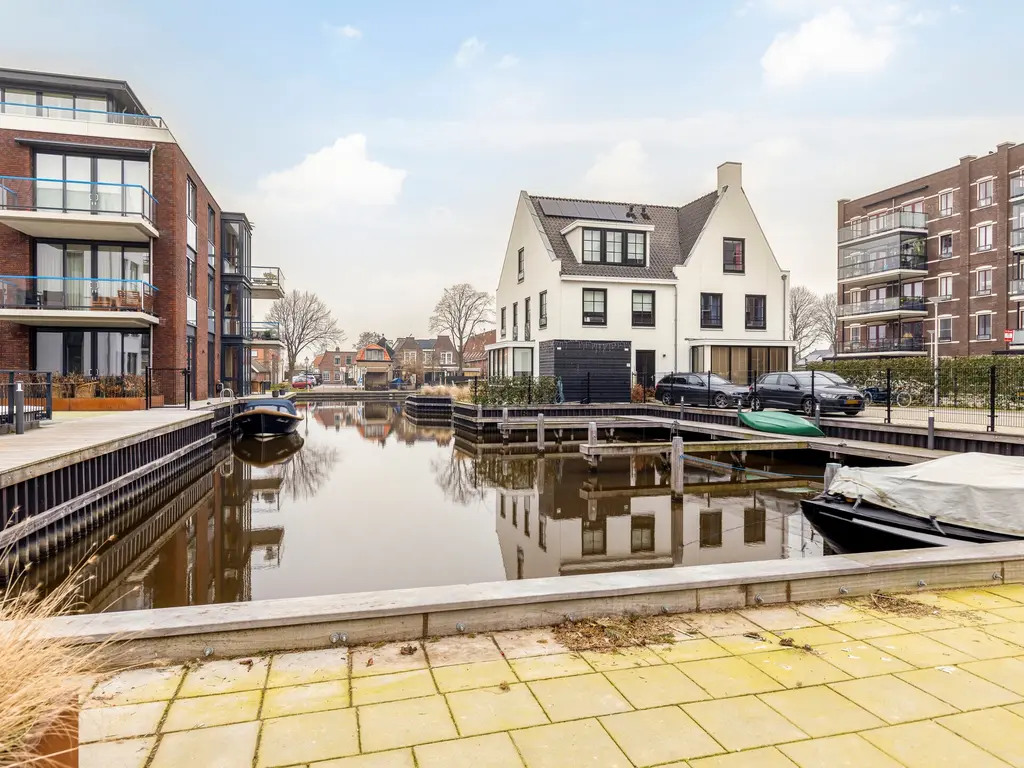 Hoge Rijndijk 48A32, Zoeterwoude