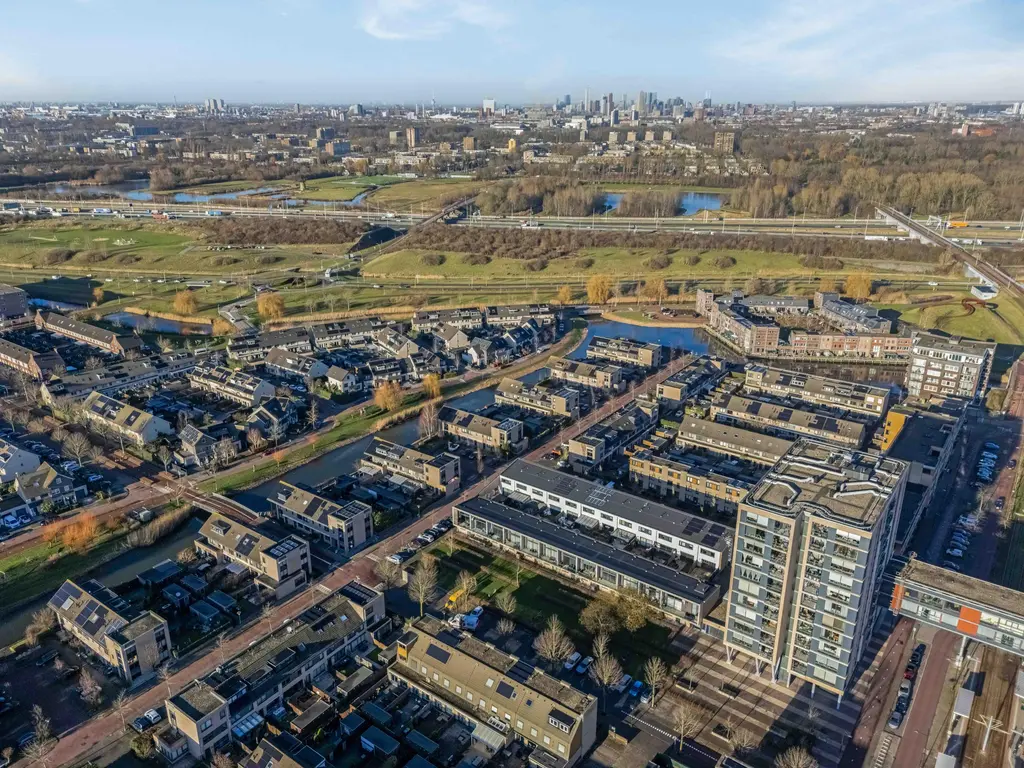 Leeuwenburg 147, BARENDRECHT