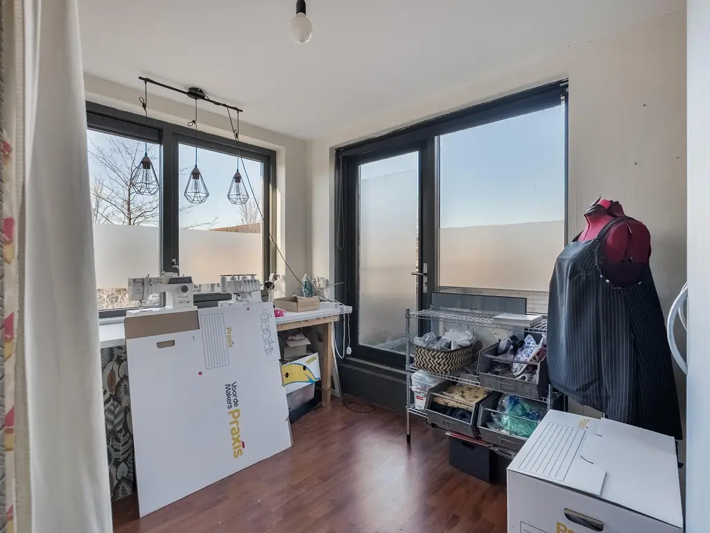 Leeuwenburg 147, BARENDRECHT