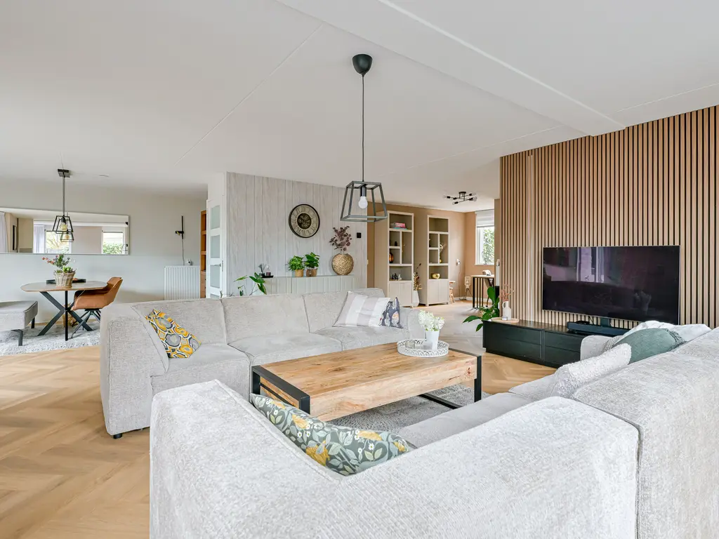 Diepsmeer 1, HEERHUGOWAARD