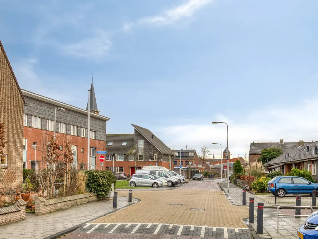 Catharina van Heenvlietstraat 8, NAALDWIJK