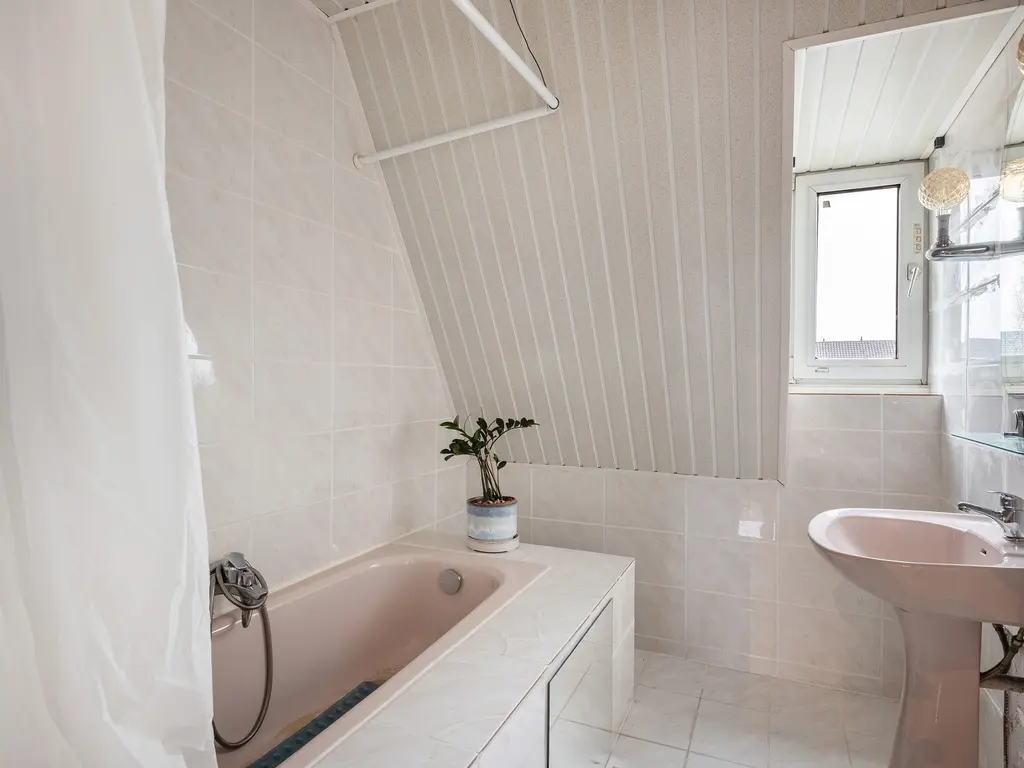 Dorpsweg 7C, ROTTERDAM