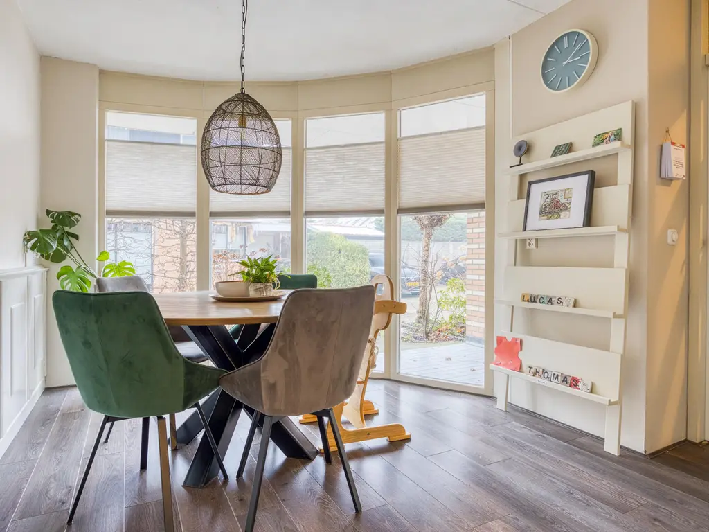 Robert Stolzhof 187, HOORN