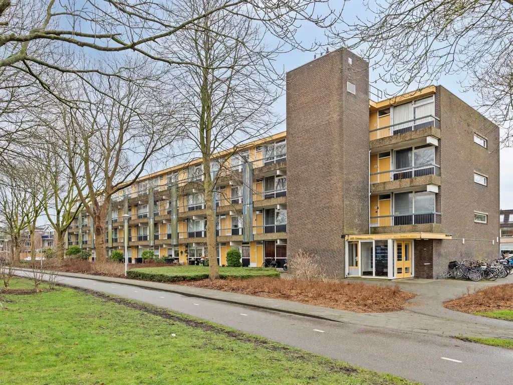 Burgemeester Wapstraat 76, Zoeterwoude