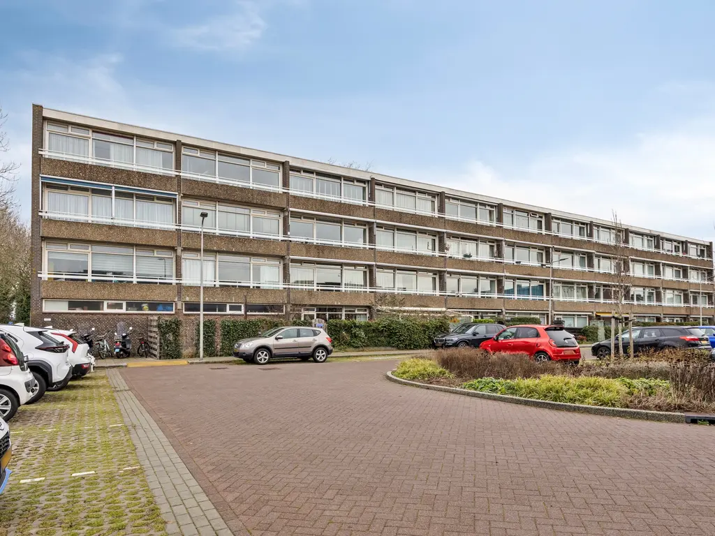 Burgemeester Wapstraat 76, Zoeterwoude