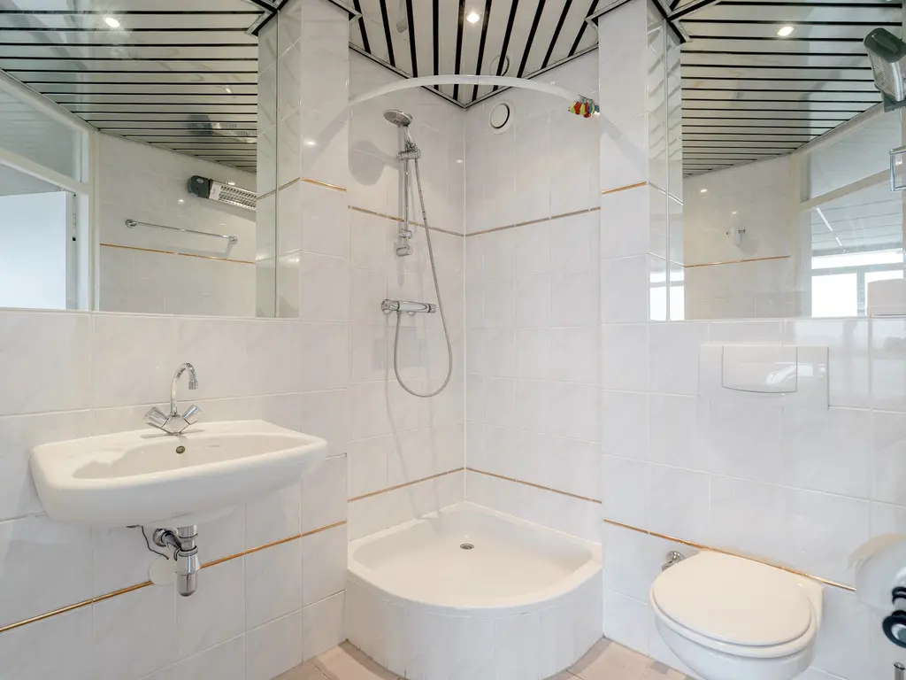 Vijf Meilaan 78, Leiden