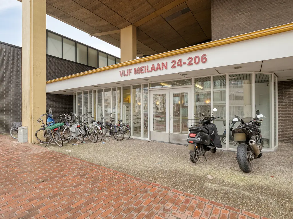 Vijf Meilaan 78, Leiden
