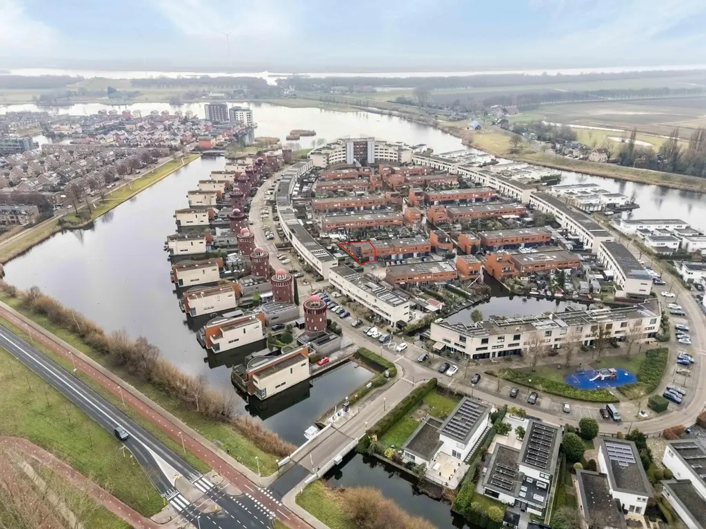 Rottumeroog 2, BARENDRECHT