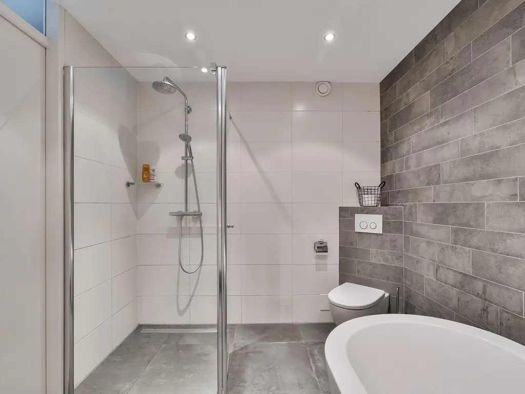 Rottumeroog 2, BARENDRECHT