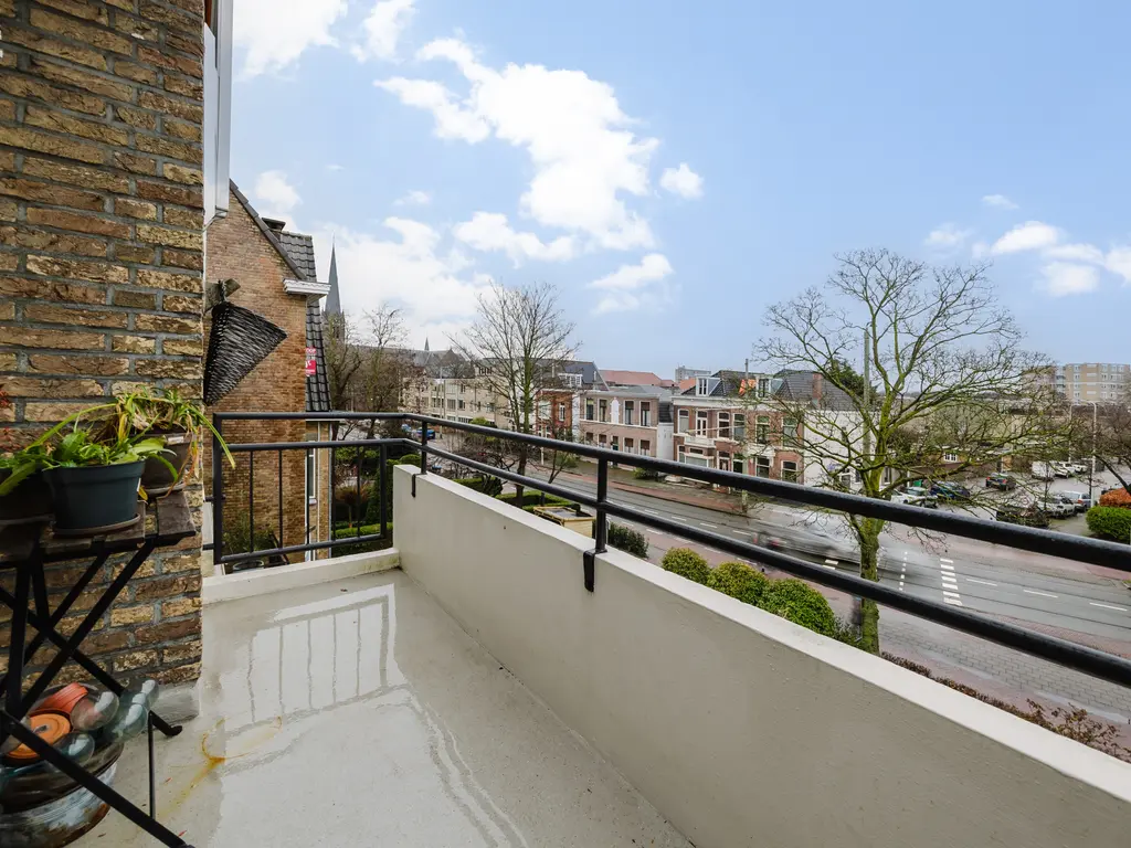 Loosduinse Hoofdstraat 123, Den Haag