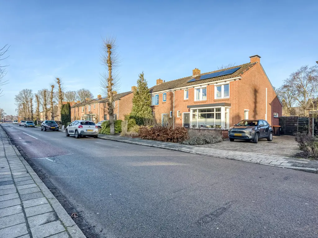 Julianastraat 29, HOOGKARSPEL