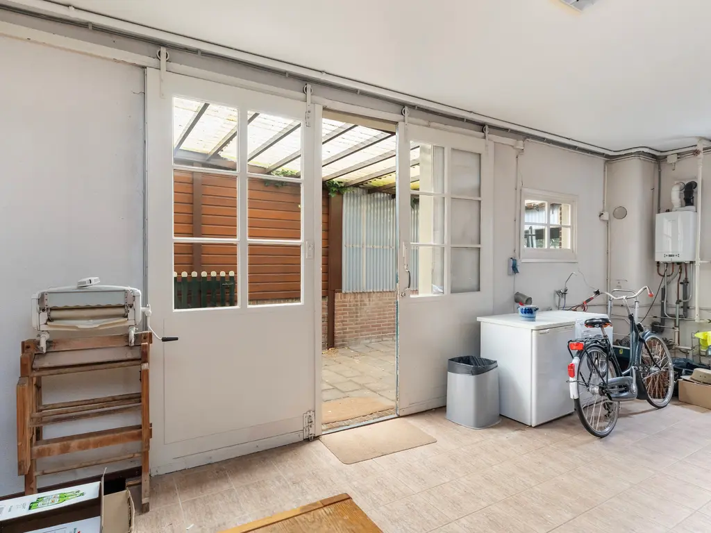 Noordeinde 11, Rijnsburg