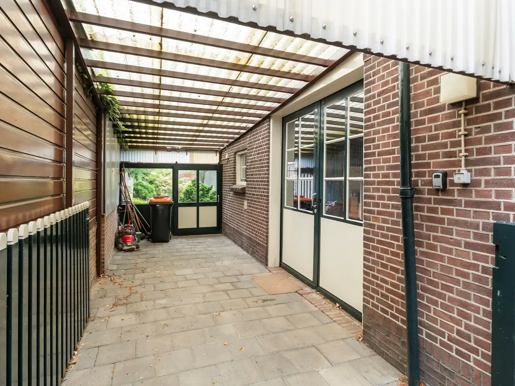 Noordeinde 11, Rijnsburg