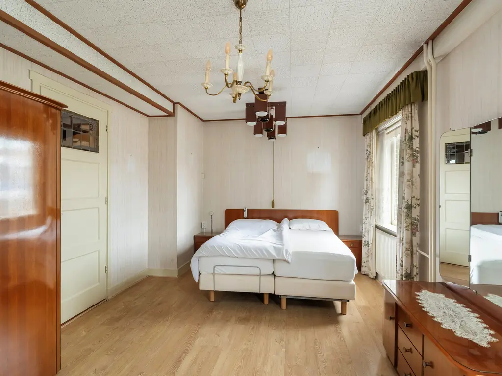 Noordeinde 11, Rijnsburg