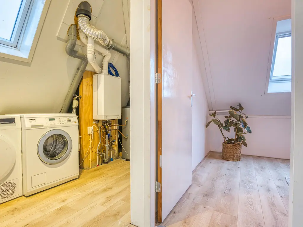 Jan Doustraat 34, ZWAAG