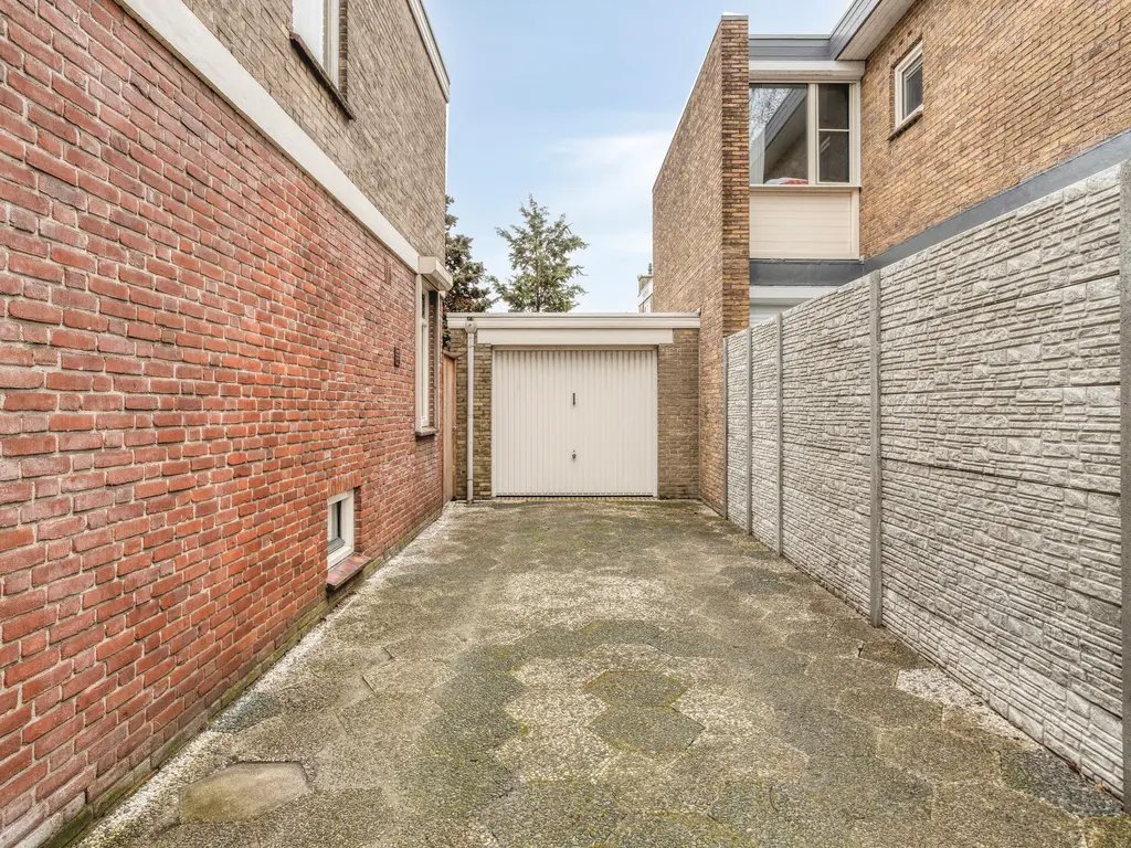 Doctor Mollerlaan 69, Roosendaal