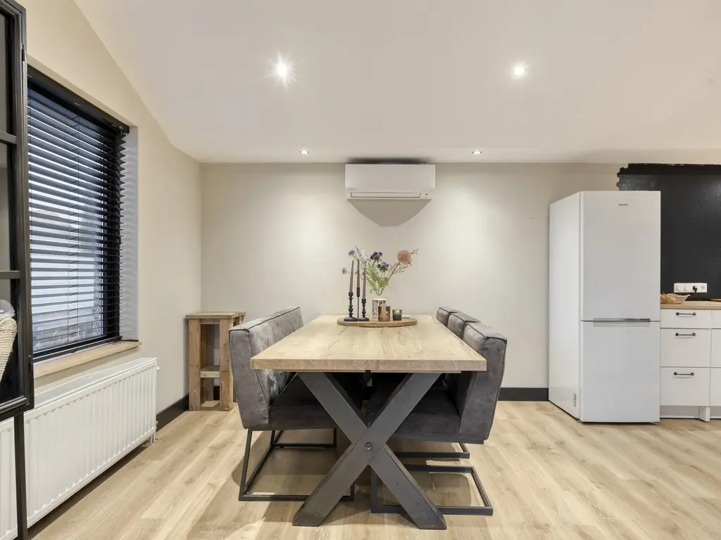 Vier Heultjes 404, SPRANG-CAPELLE