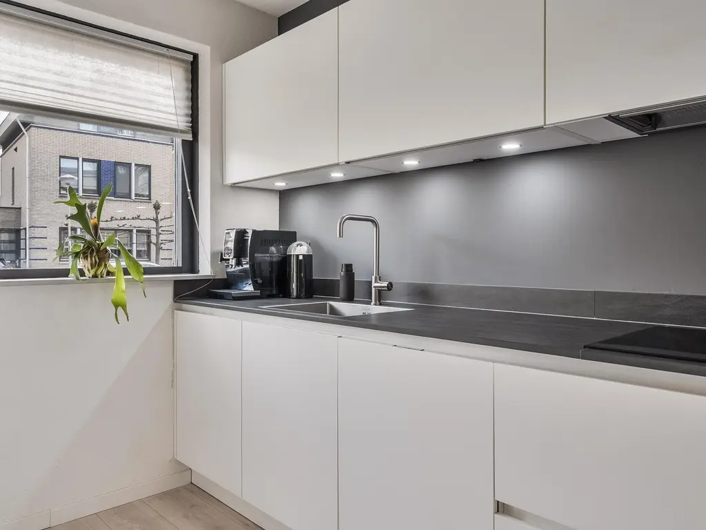 Topaaslaan 16, RHOON