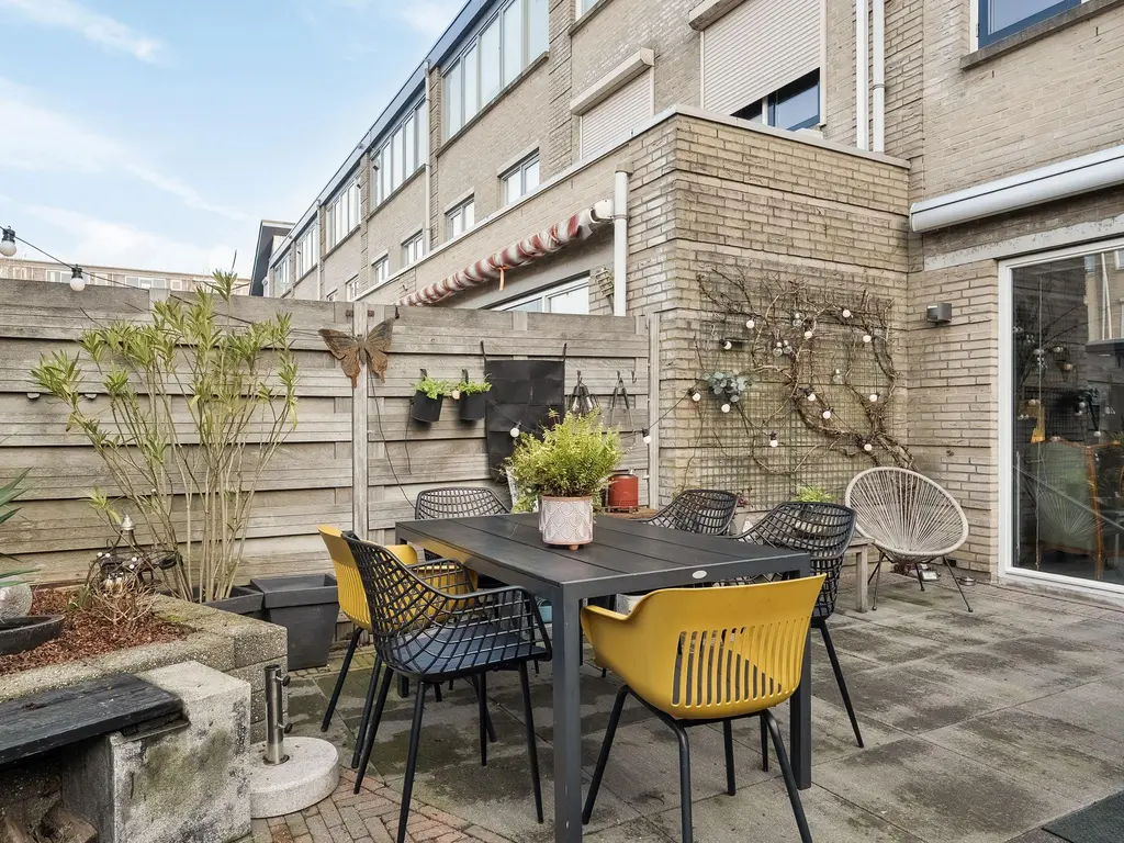 Topaaslaan 16, RHOON