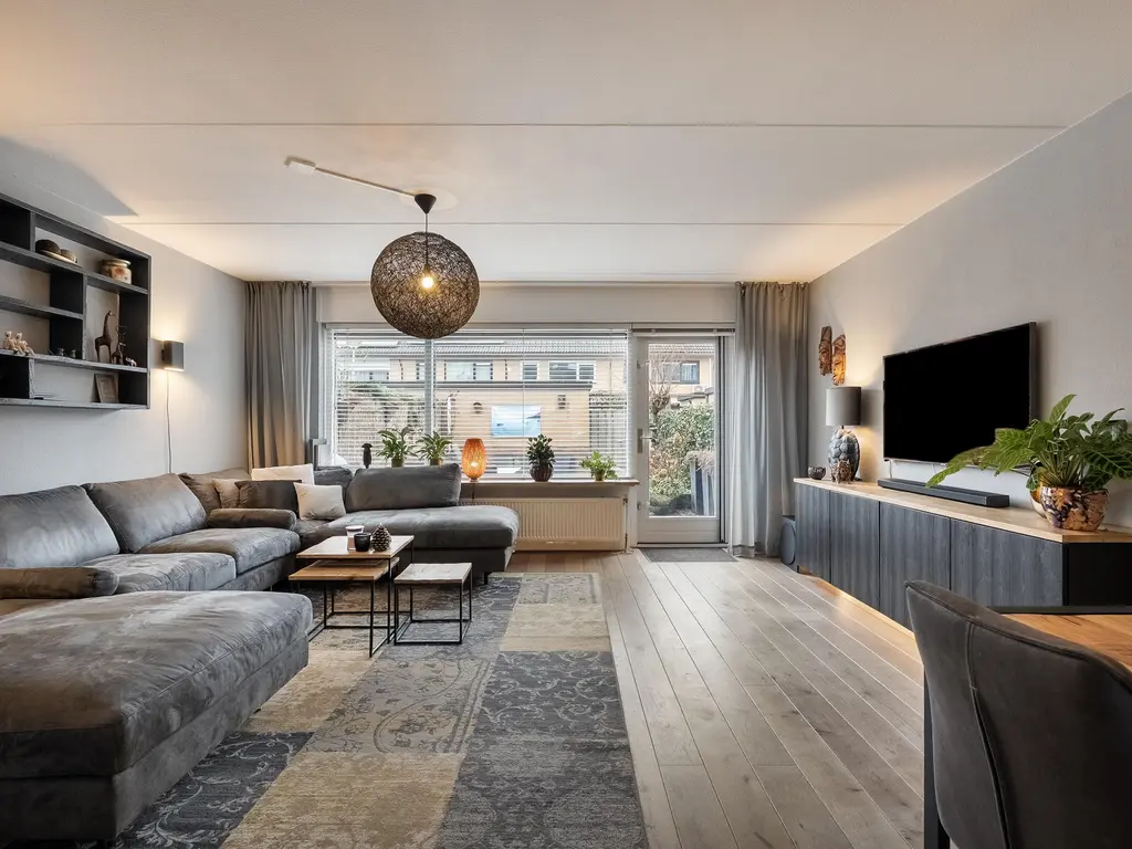 Van Ravesteyndreef 39, BARENDRECHT