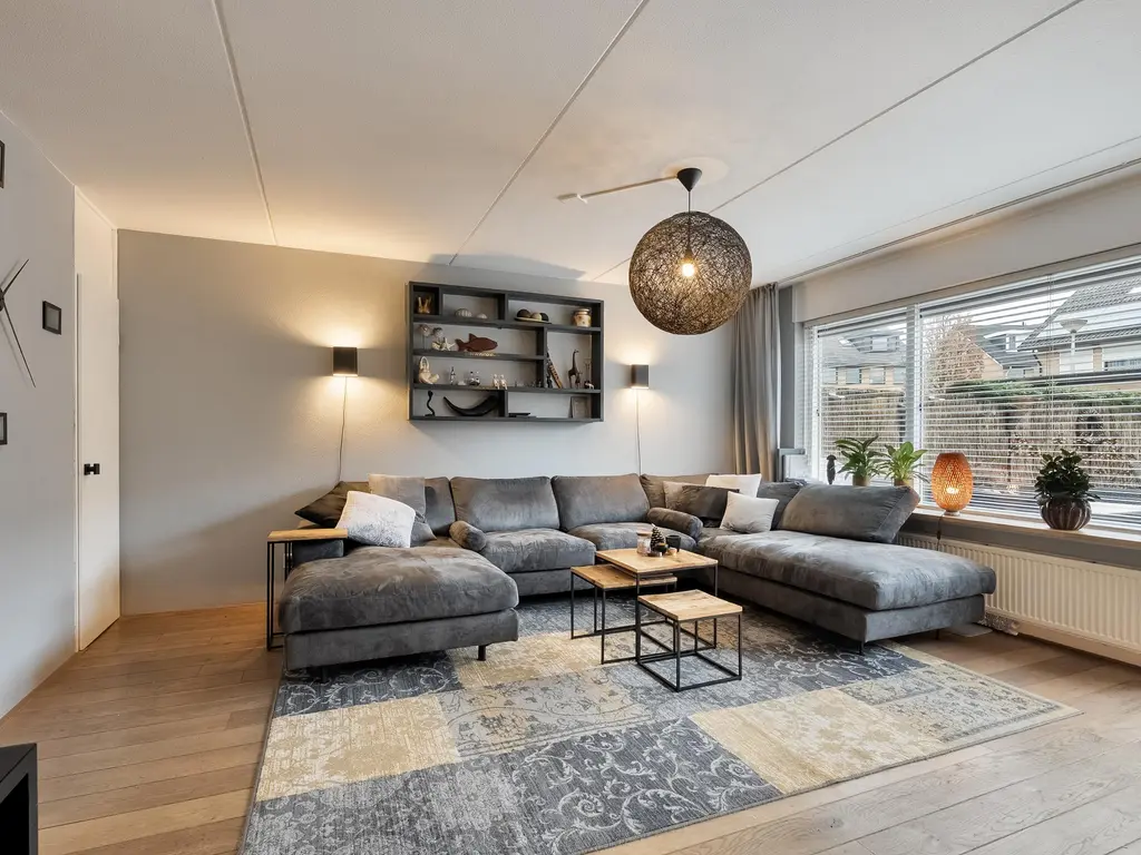 Van Ravesteyndreef 39, BARENDRECHT