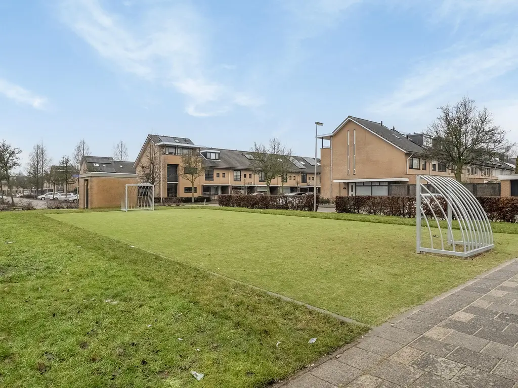 Van Ravesteyndreef 39, BARENDRECHT