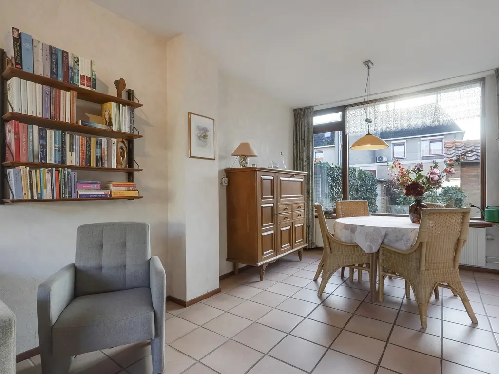 Prinses Beatrixlaan 37, MAASLAND