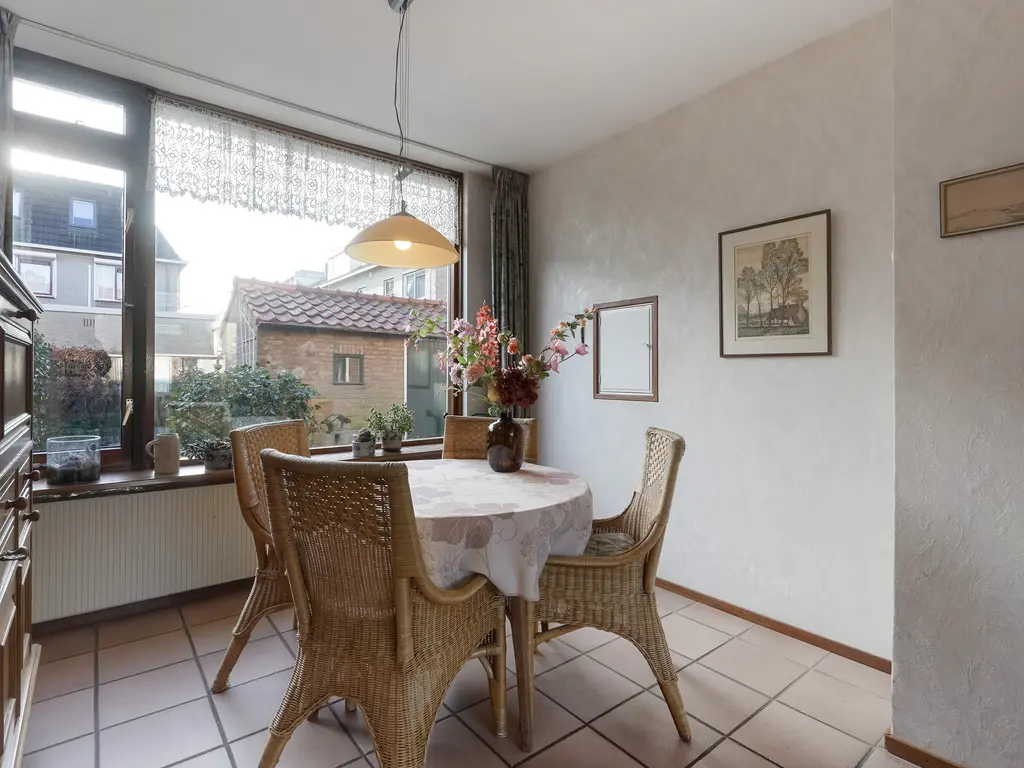 Prinses Beatrixlaan 37, MAASLAND