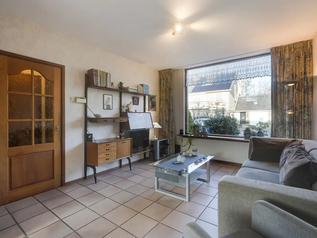 Prinses Beatrixlaan 37, MAASLAND