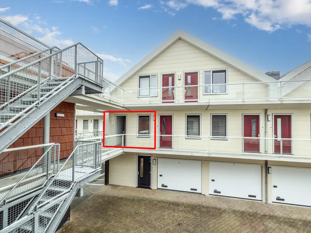 Woudevoirt 15, Zoeterwoude