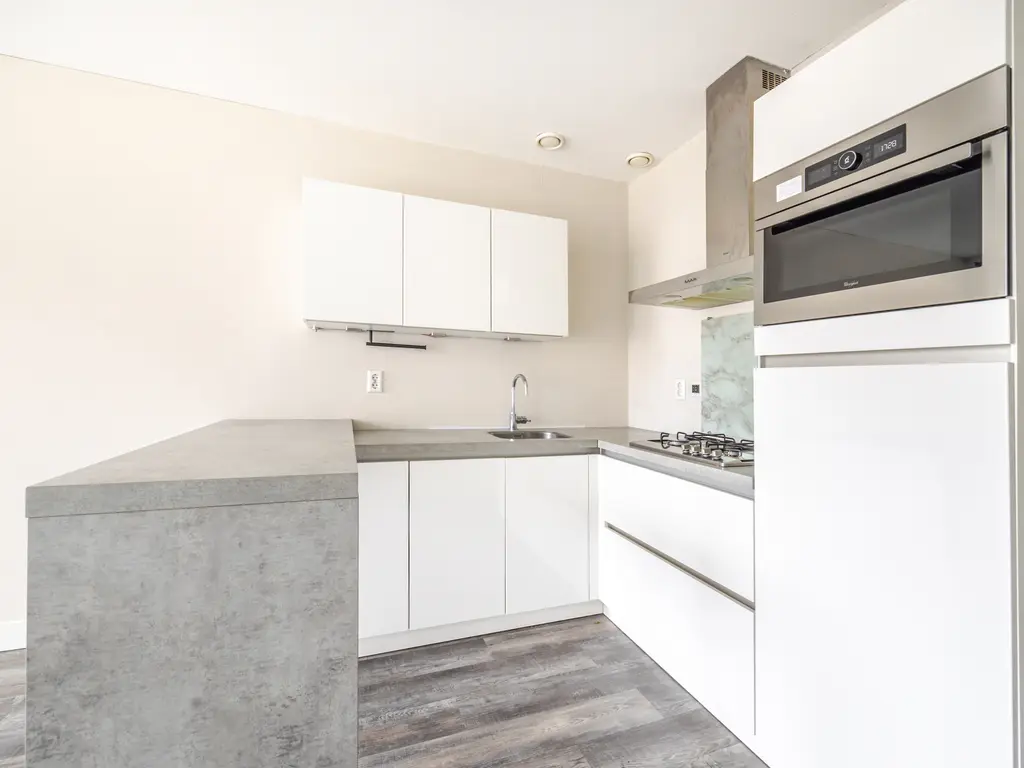 Woudevoirt 15, Zoeterwoude