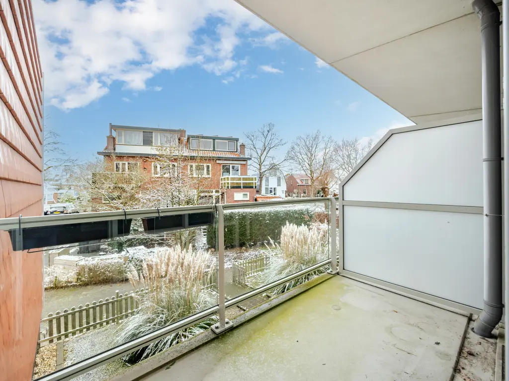 Woudevoirt 15, Zoeterwoude