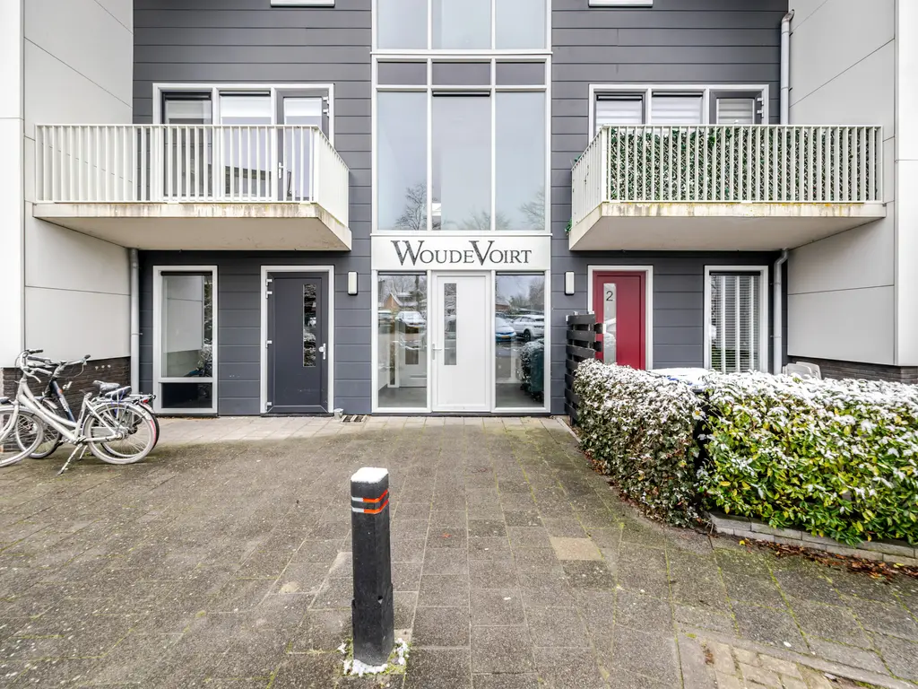 Woudevoirt 15, Zoeterwoude