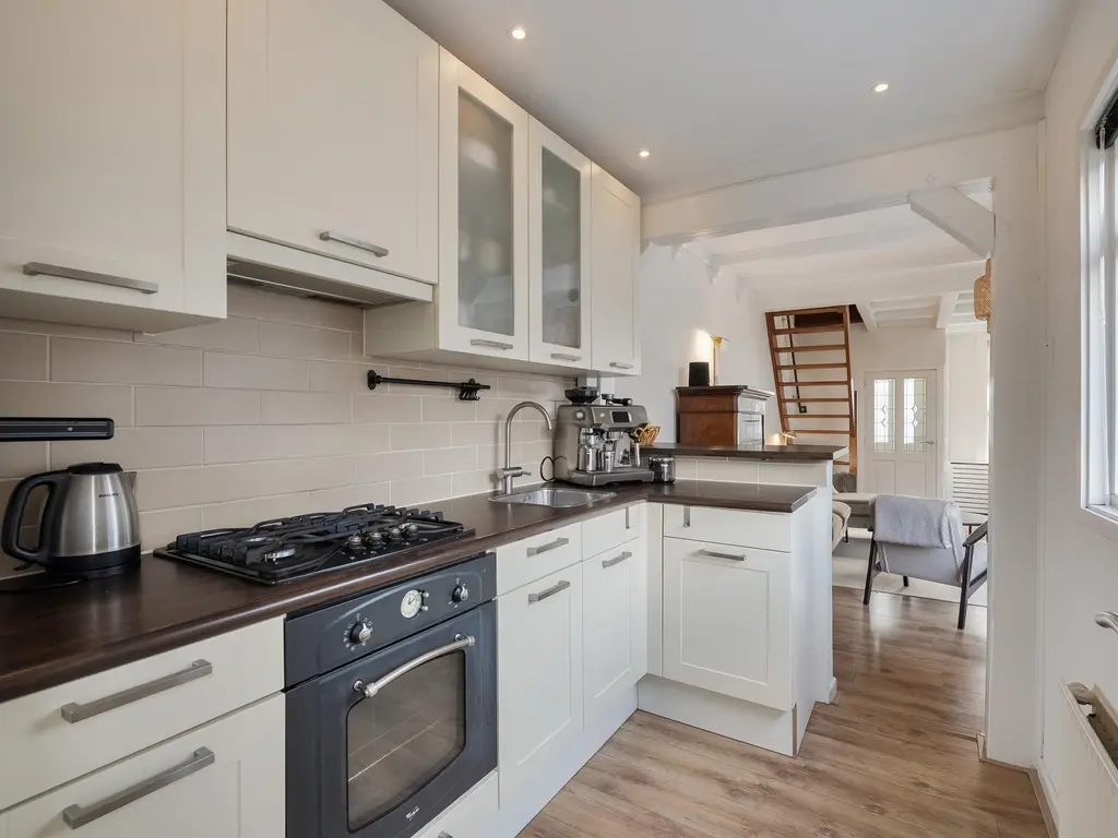 Juliana van Stolbergstraat 9, ZWIJNDRECHT