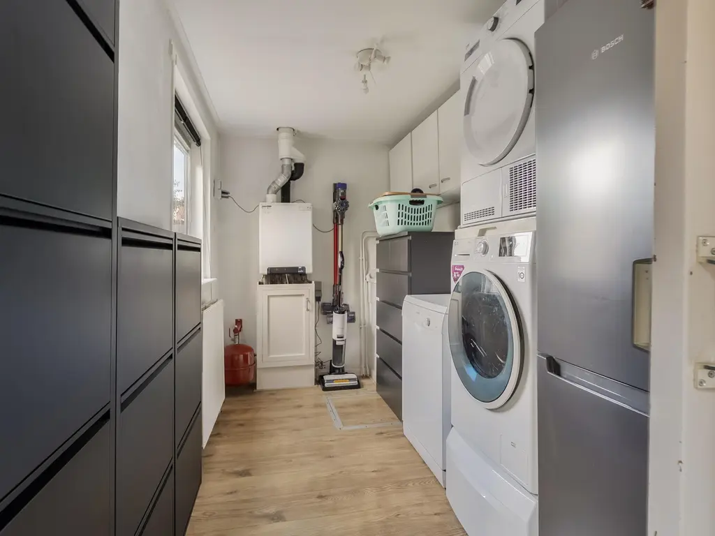 Juliana van Stolbergstraat 9, ZWIJNDRECHT