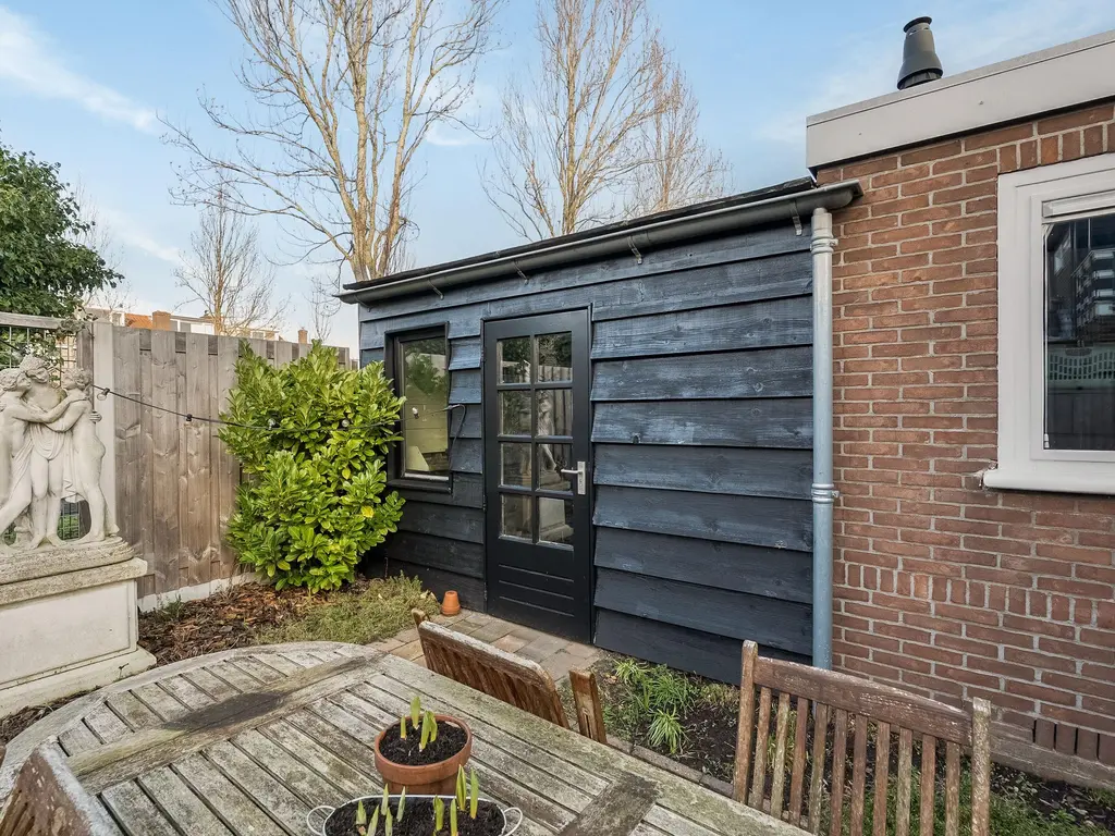 Juliana van Stolbergstraat 9, ZWIJNDRECHT