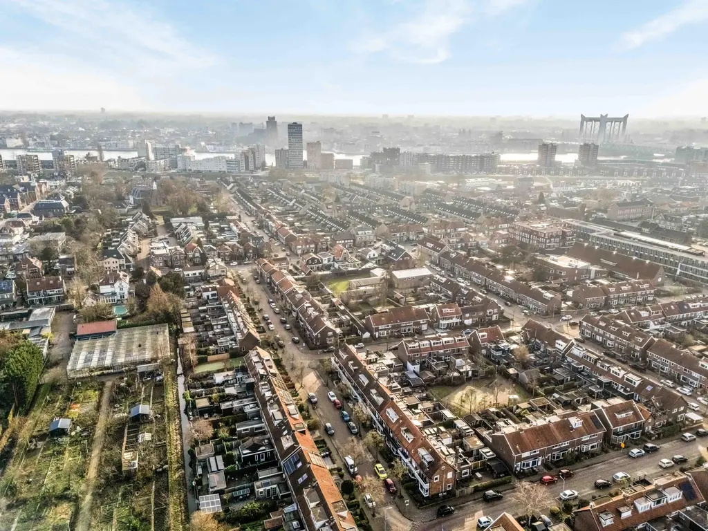 Juliana van Stolbergstraat 9, ZWIJNDRECHT