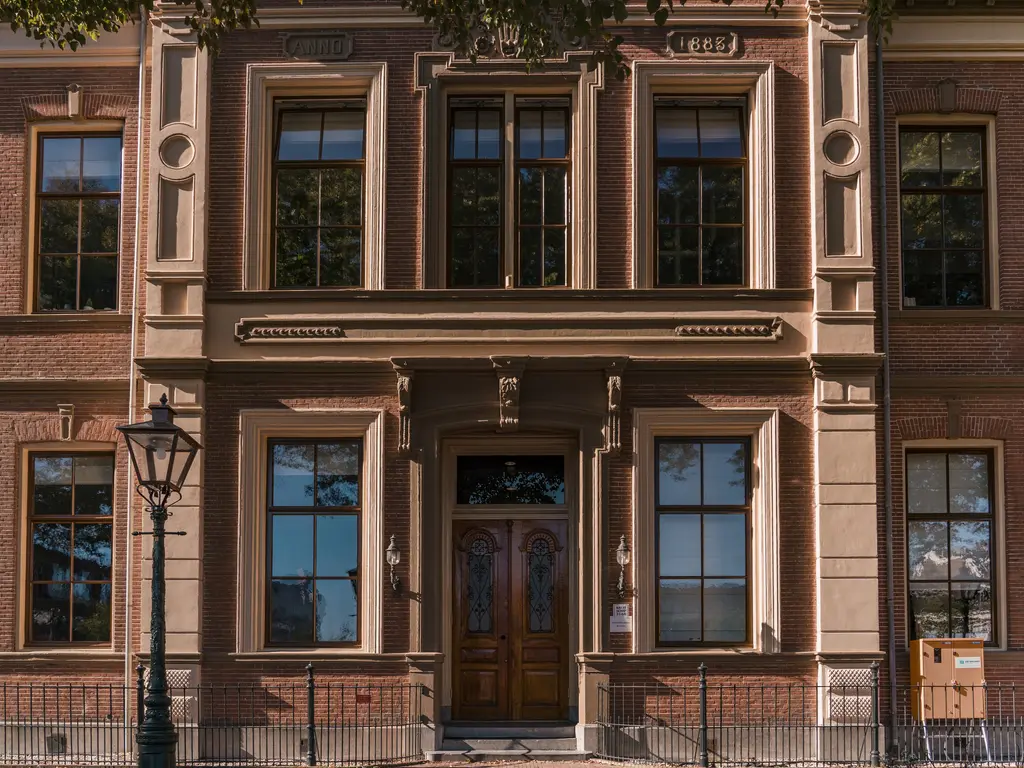 Kruitschip 63, Leiden