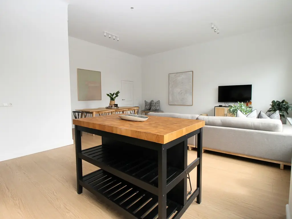 Kruitschip 63, Leiden