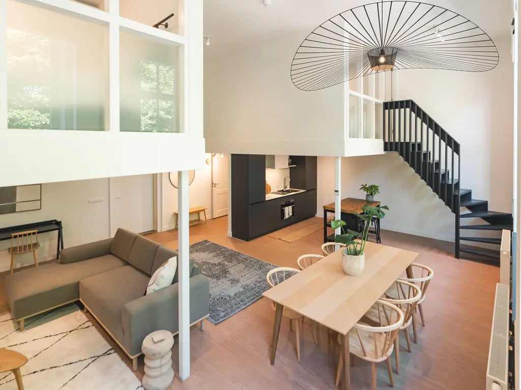 Kruitschip 45, Leiden