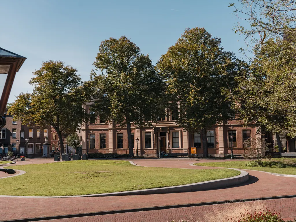 Kruitschip 48, Leiden