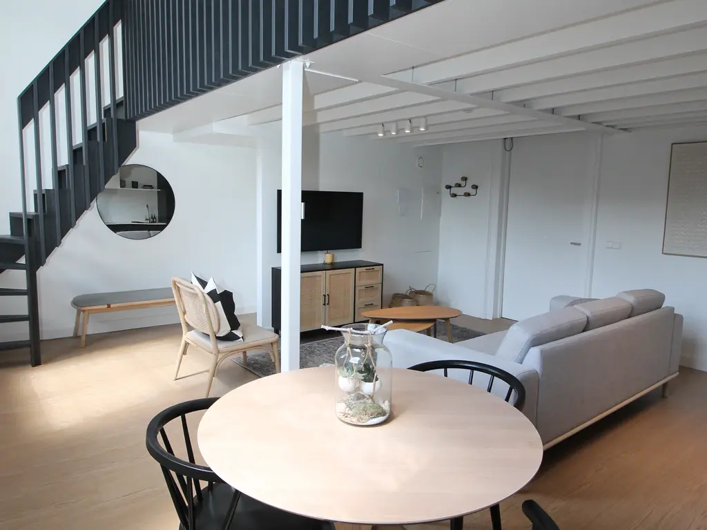 Kruitschip 48, Leiden