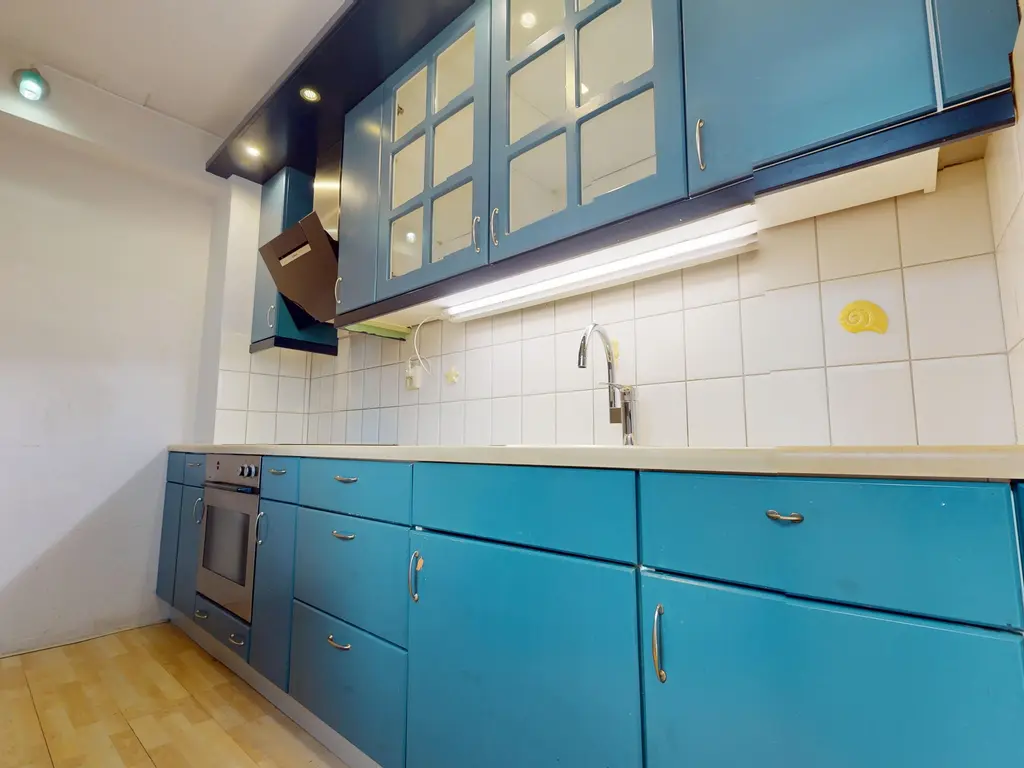 Kweekwal 10, ENKHUIZEN