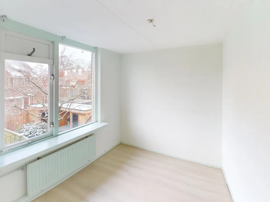 Kweekwal 10, ENKHUIZEN